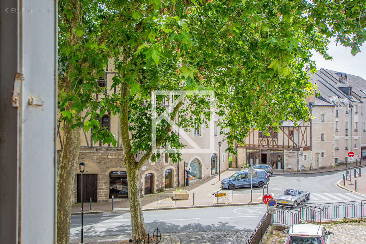 Appartement 93 m² à Angers  - photo 2