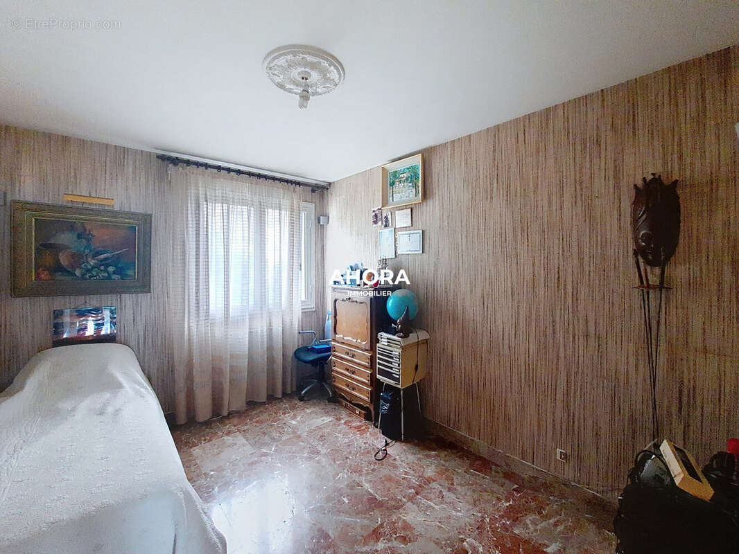 Appartement à MARSEILLE-9E