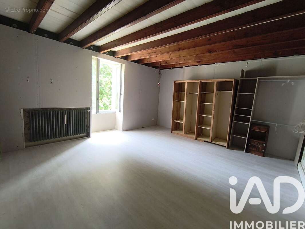 Maison 214 m² à Sepvret  - photo 9