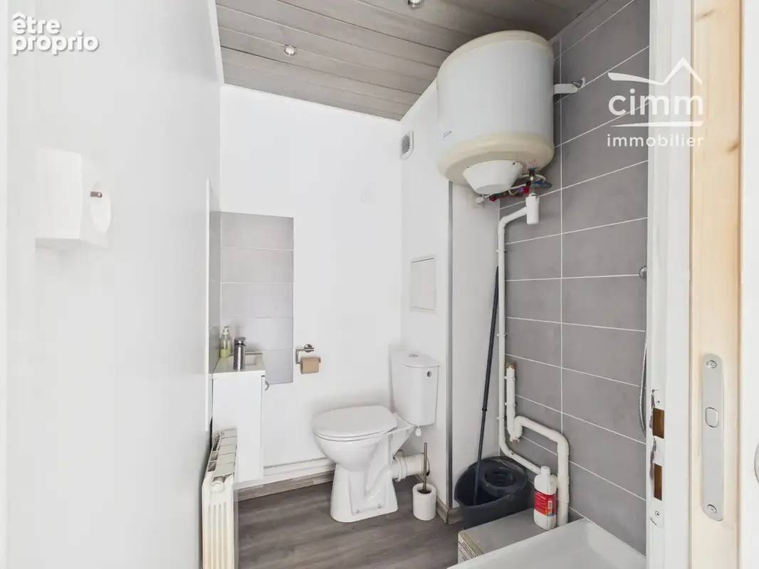 Commerce 26 m² à vendre à Tullins (38210) - photo 6