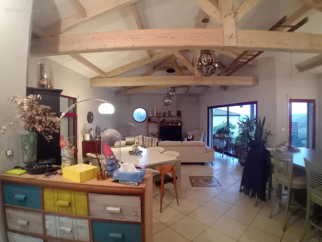 Piéce à vivre  - Maison à CATUS