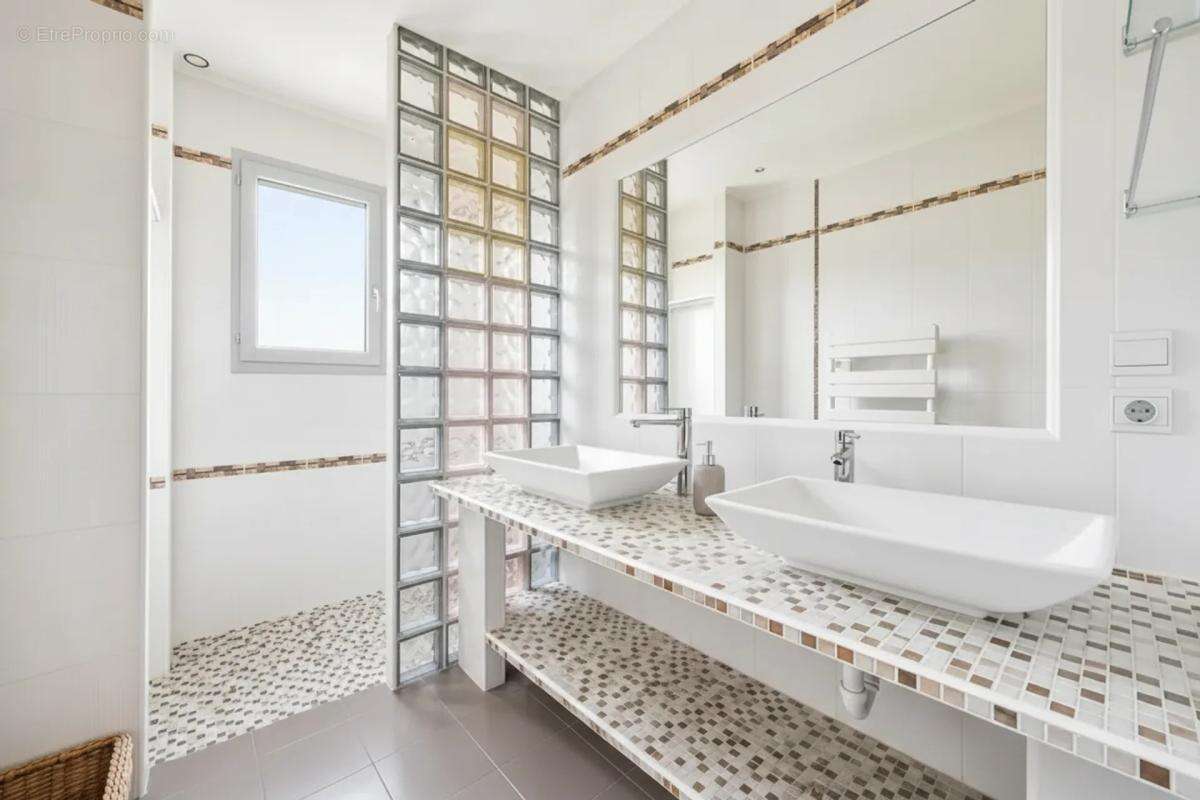 Maison 165 m² avec jardin - Orly - photo 9