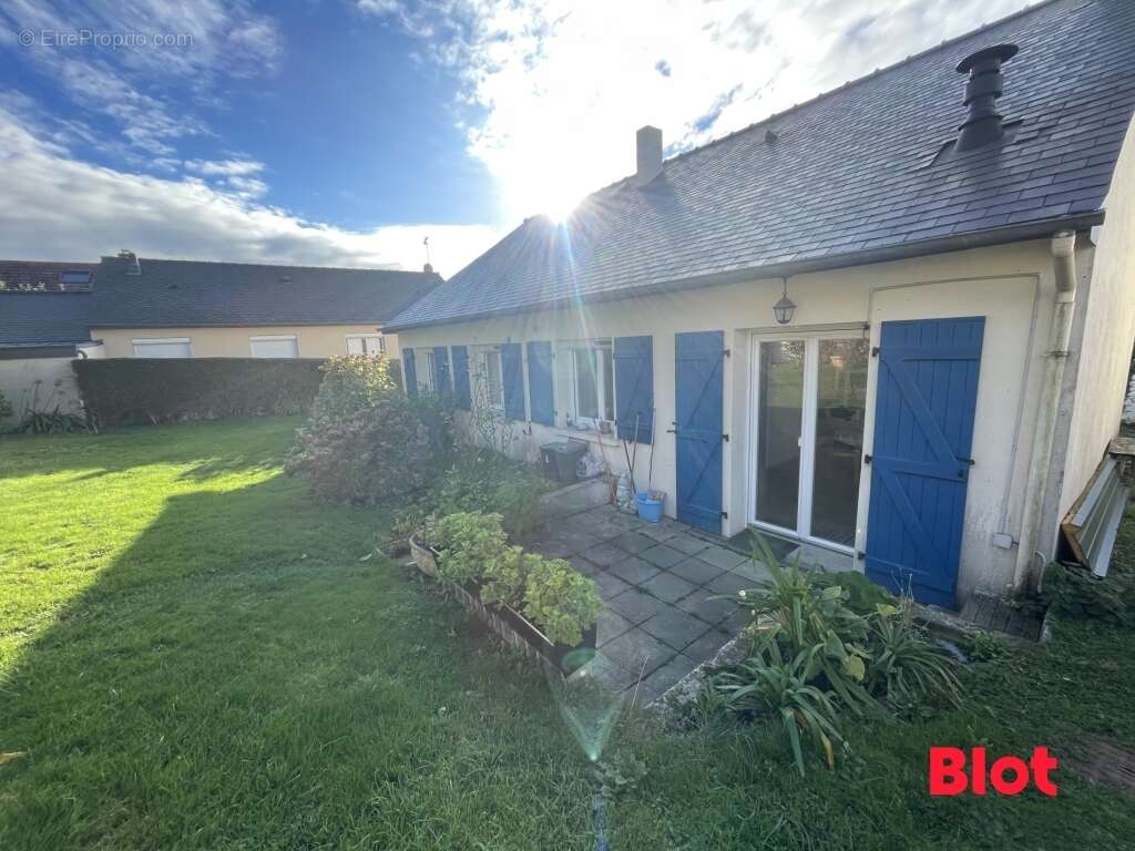 Maison à LE MINIHIC-SUR-RANCE