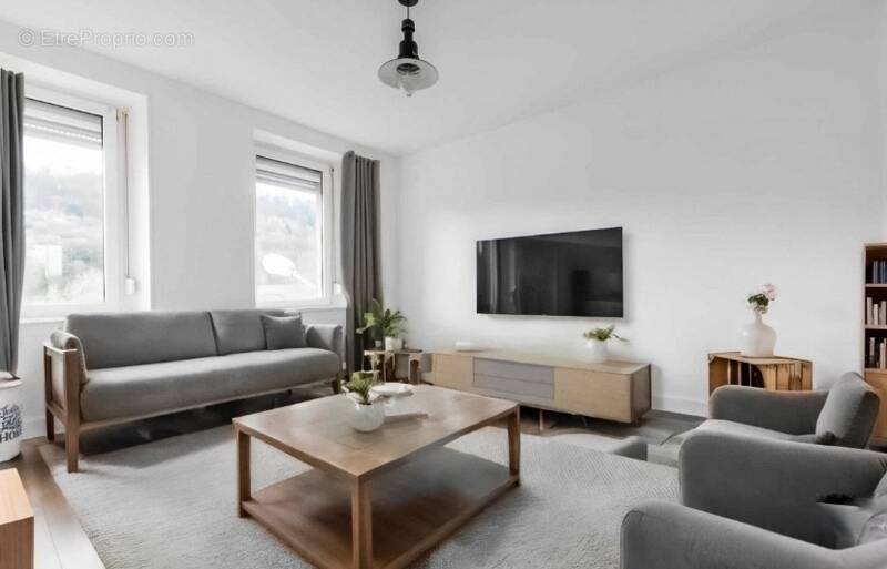 Appartement à SAULNES