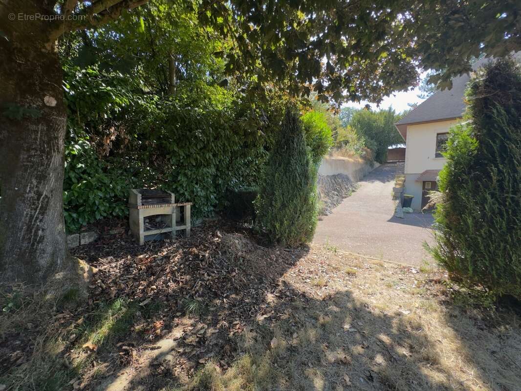 Maison 6 pièces avec terrain de 4 700 m² – Bord de rivière, belle vue sur la campagne – Bretteville-sur-Laize (14) - photo 21