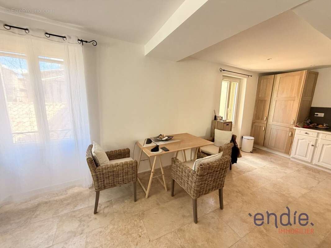 Appartement à DRAGUIGNAN