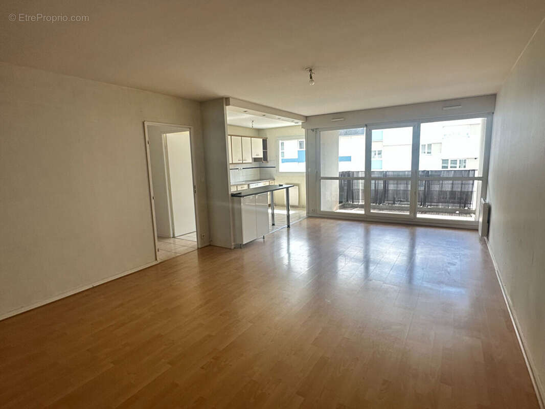 T3 de 75 m²  - Résidence de standing des années 2000 (St-Brieuc) - photo 2