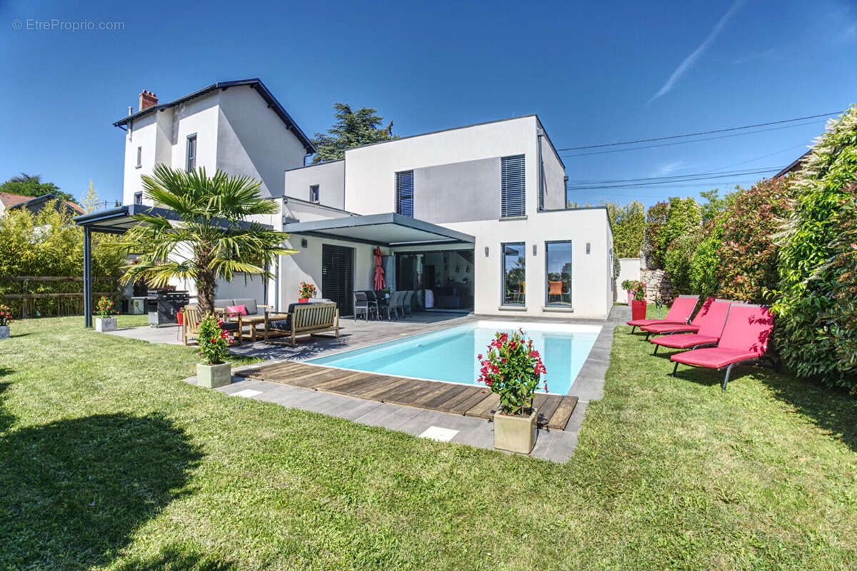 Maison à LIMONEST