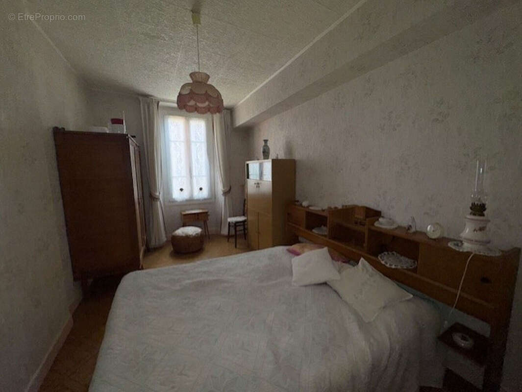 Maison à BARBONNE-FAYEL