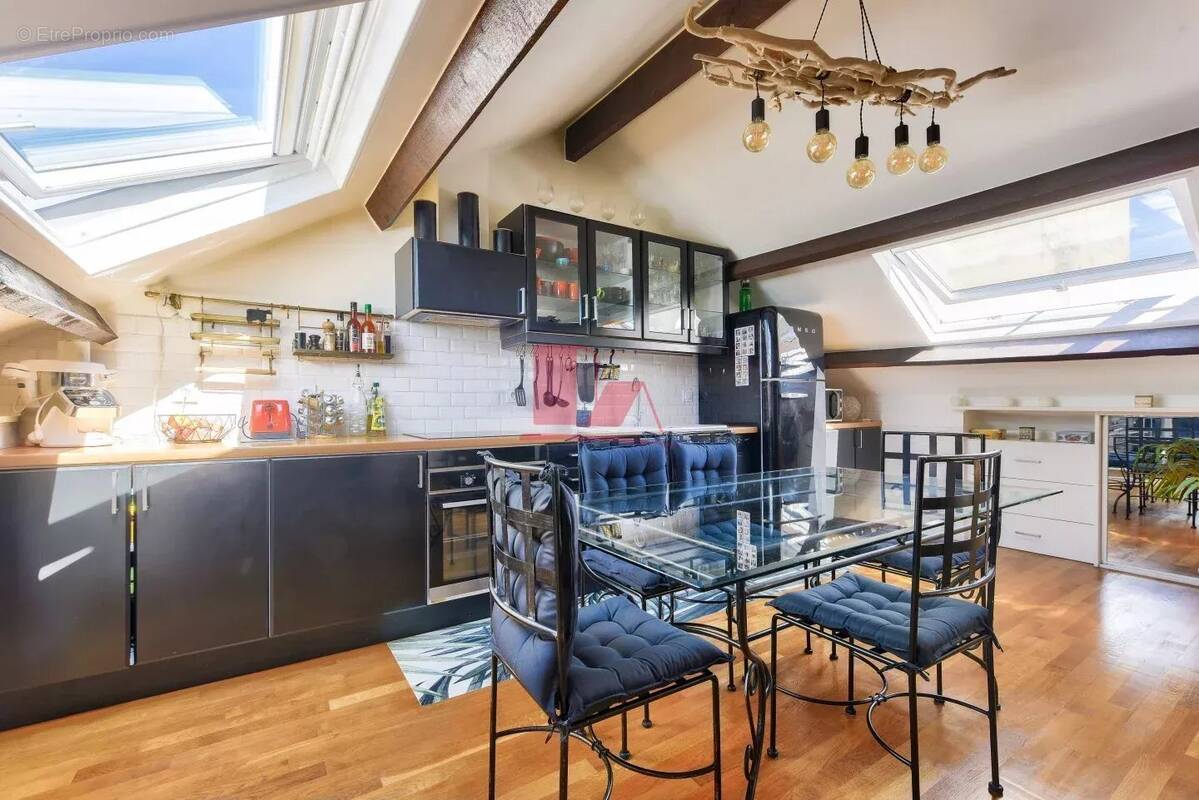 Appartement à ISSY-LES-MOULINEAUX