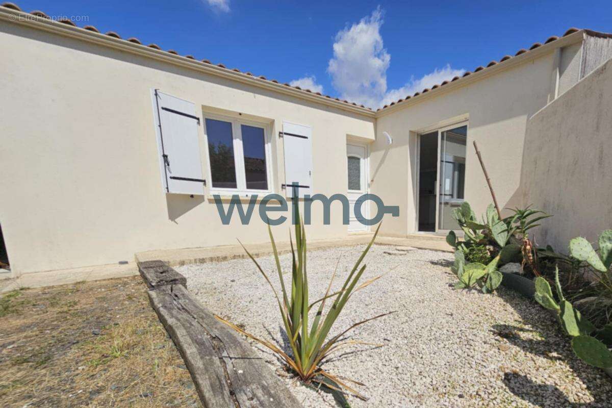 Maison à SAINT-CHRISTOPHE