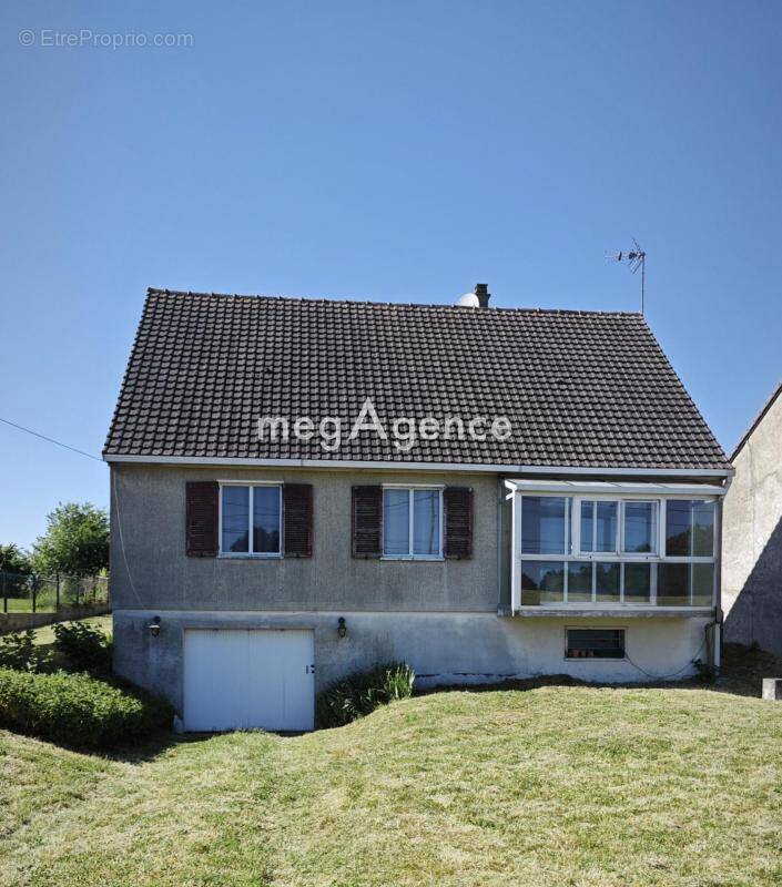 Maison à BELLOT