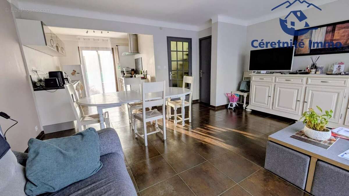 Maison à SAINT-JEAN-PLA-DE-CORTS