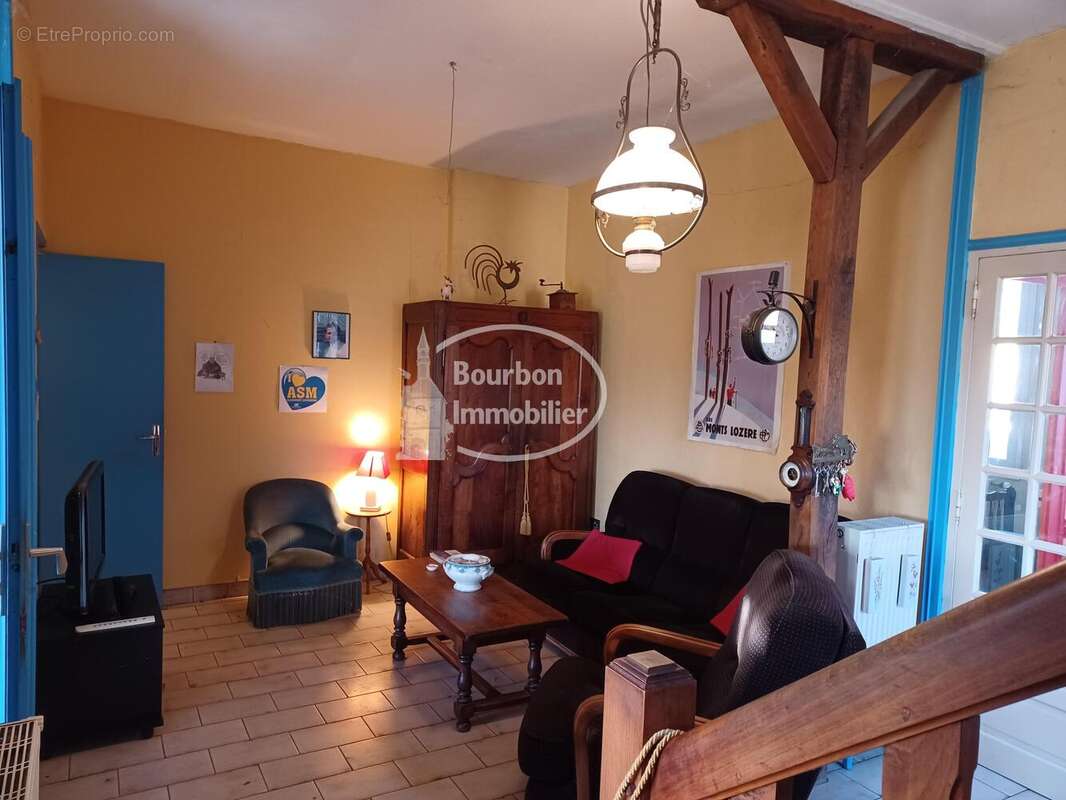 n°2 - Maison à BOURBON-LANCY