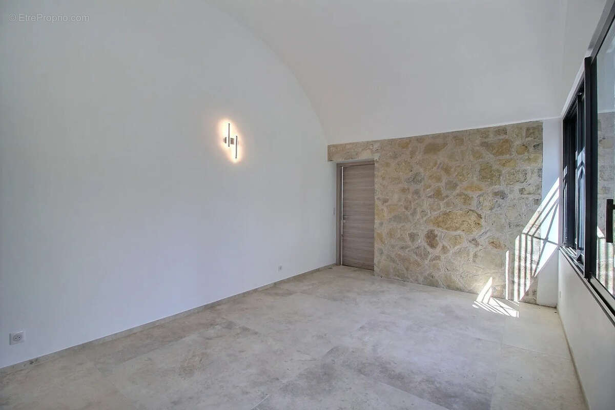 Maison à OPIO