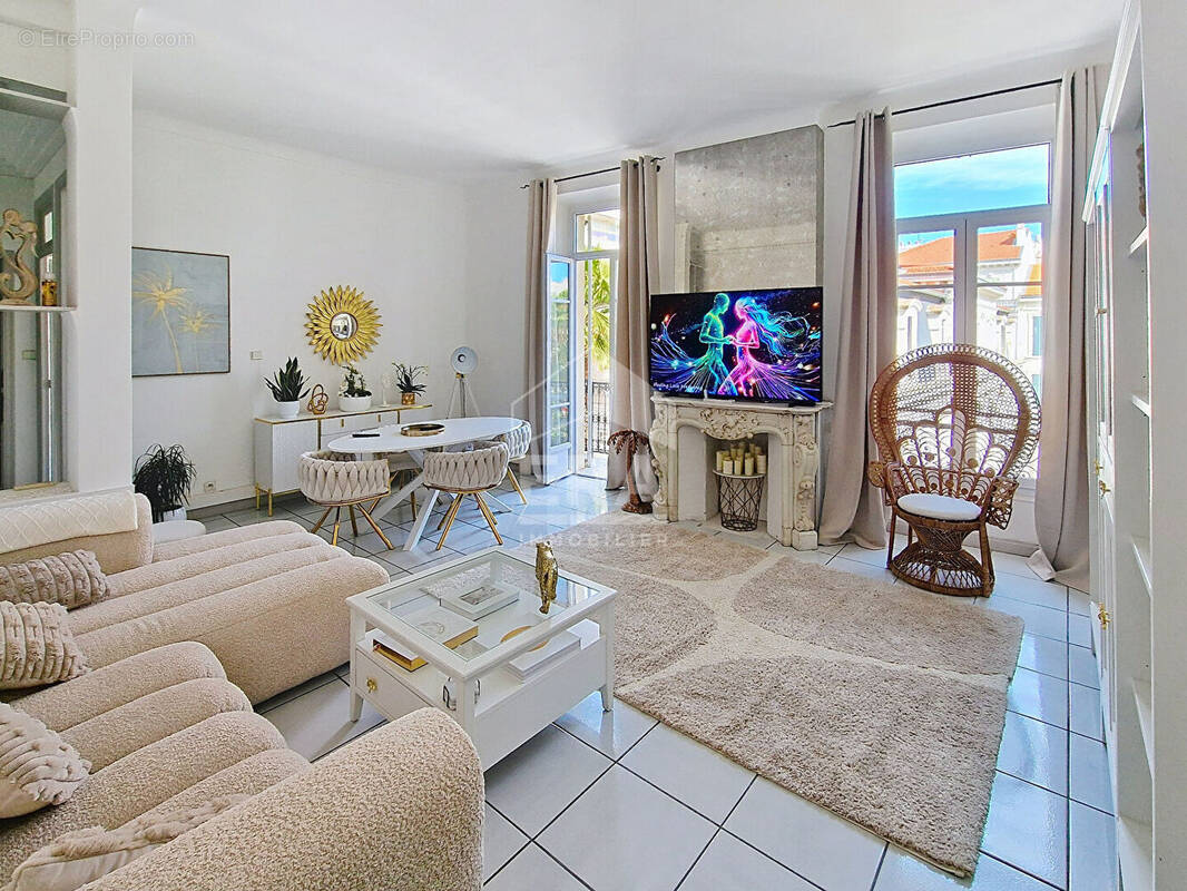 Appartement à CANNES
