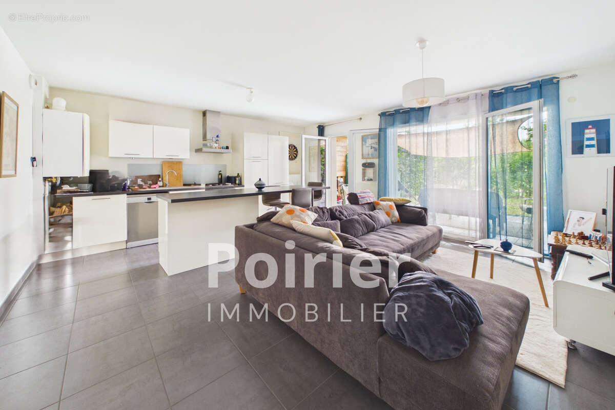 Appartement T3 avec jardin, terrasse, garage et parking - photo 2