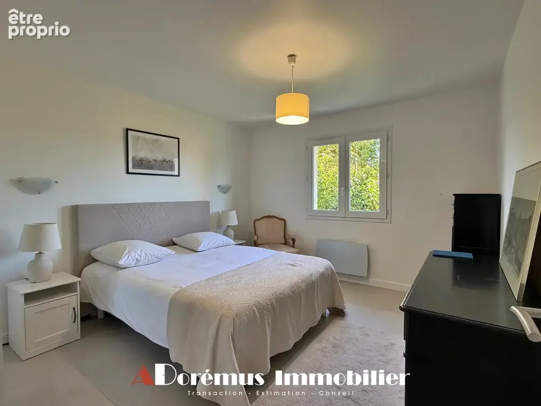 Maison contemporaine 138 m2 habitable - 3 chambres +bureau - piscine - photo 8