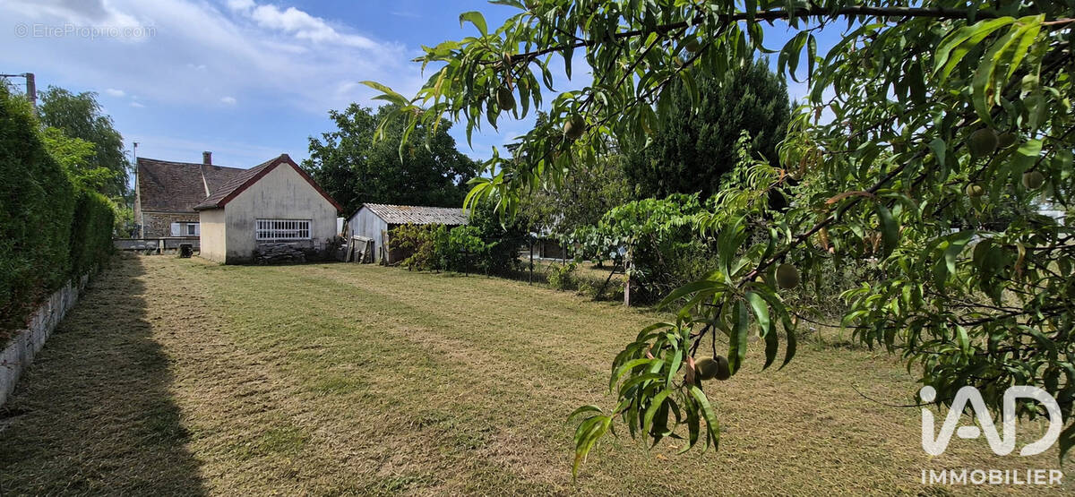 Photo 1 - Terrain à AUBEPIERRE-OZOUER-LE-REPOS