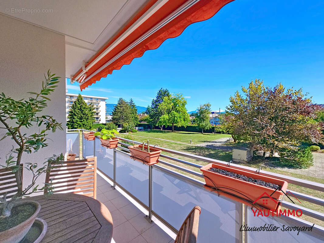 Appartement à AMBILLY