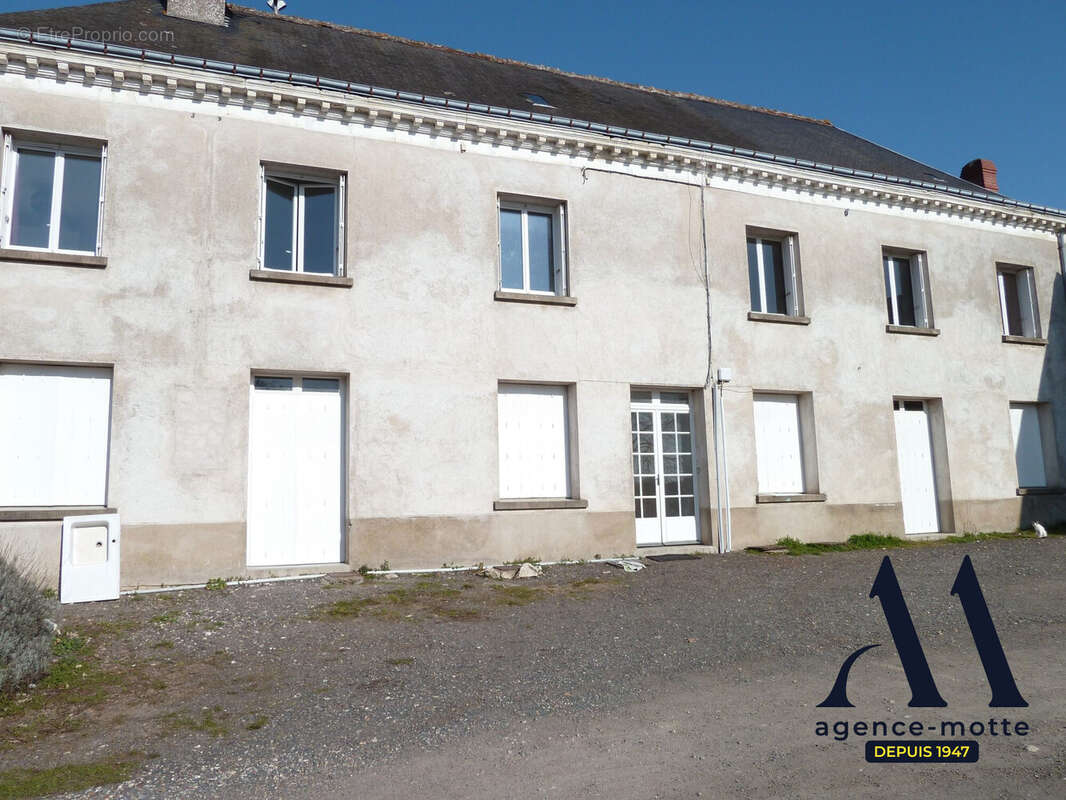 Appartement à SAINT-CYR-SUR-LOIRE