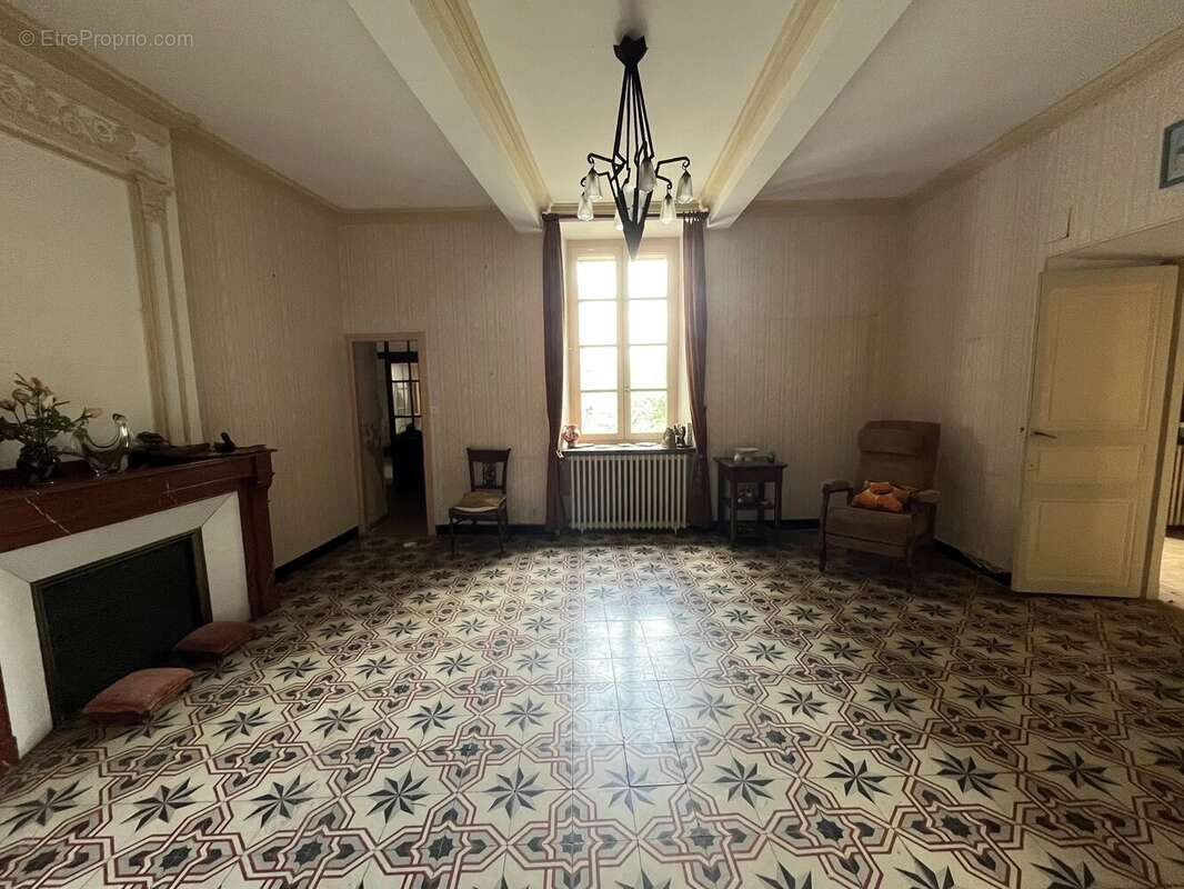 Maison à PEPIEUX