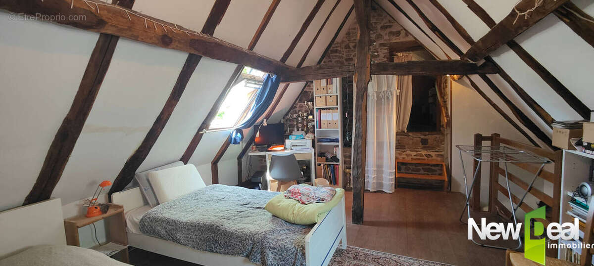 Maison à ARNAC-POMPADOUR