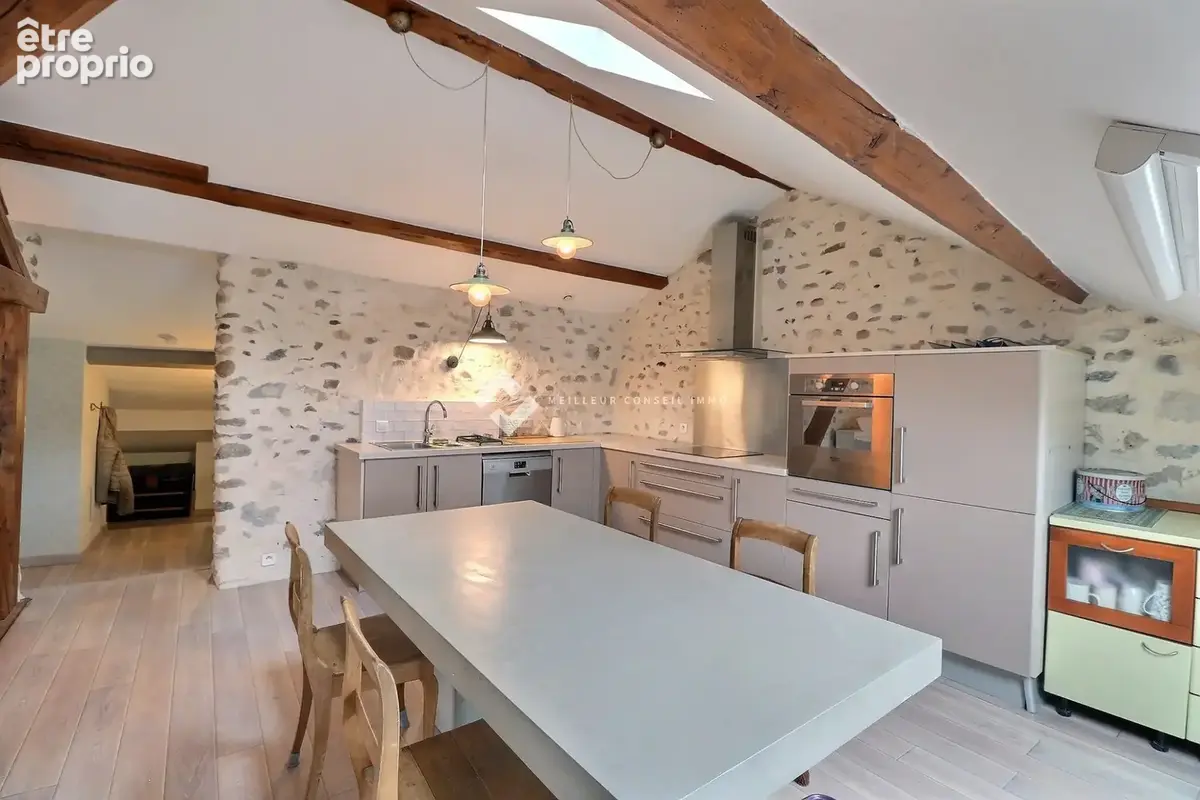 Maison à PREVESSIN-MOENS