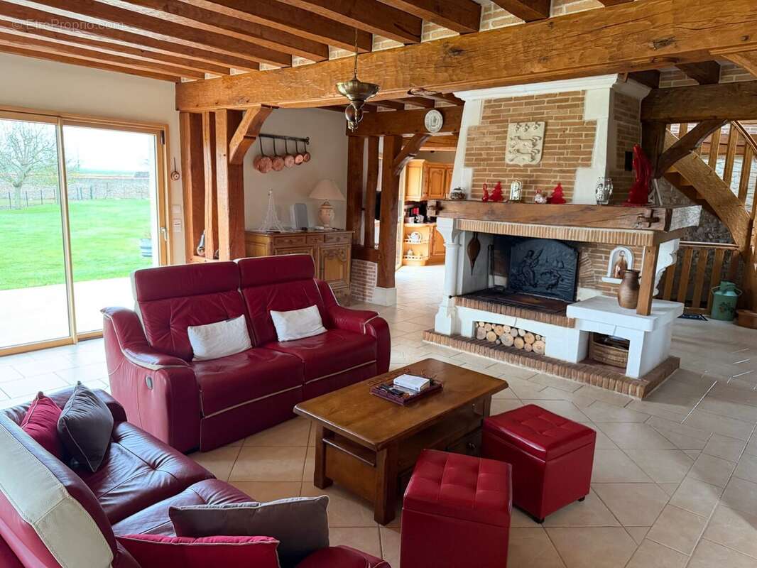 Maison à PACY-SUR-EURE
