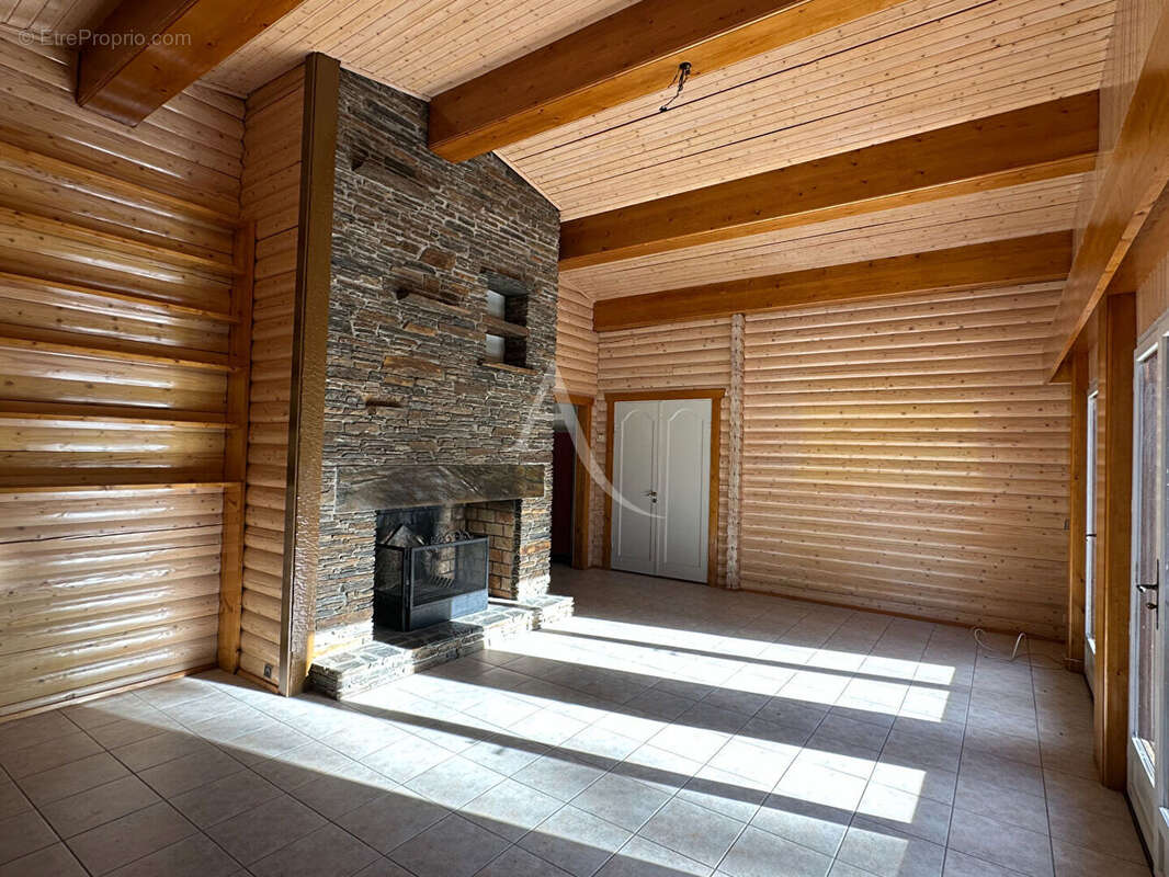 BOLQUÈRE, Chalet de caractère de 274 m² avec 5 appartements indépendants , Idéal investissement ou projet familial - photo 4