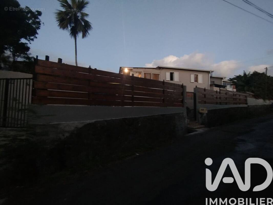 Photo 1 - Maison à LE TAMPON