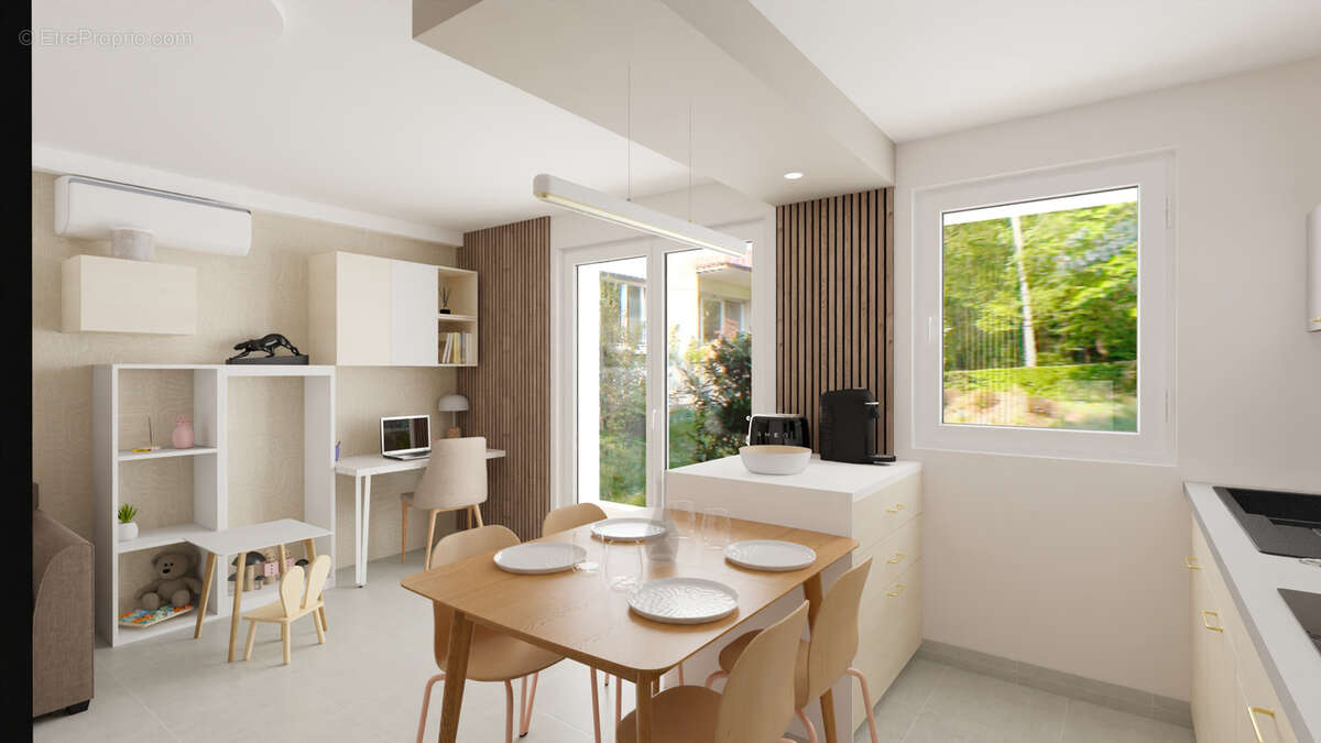 Maison à SAINT-REMY-DE-CHARGNAT