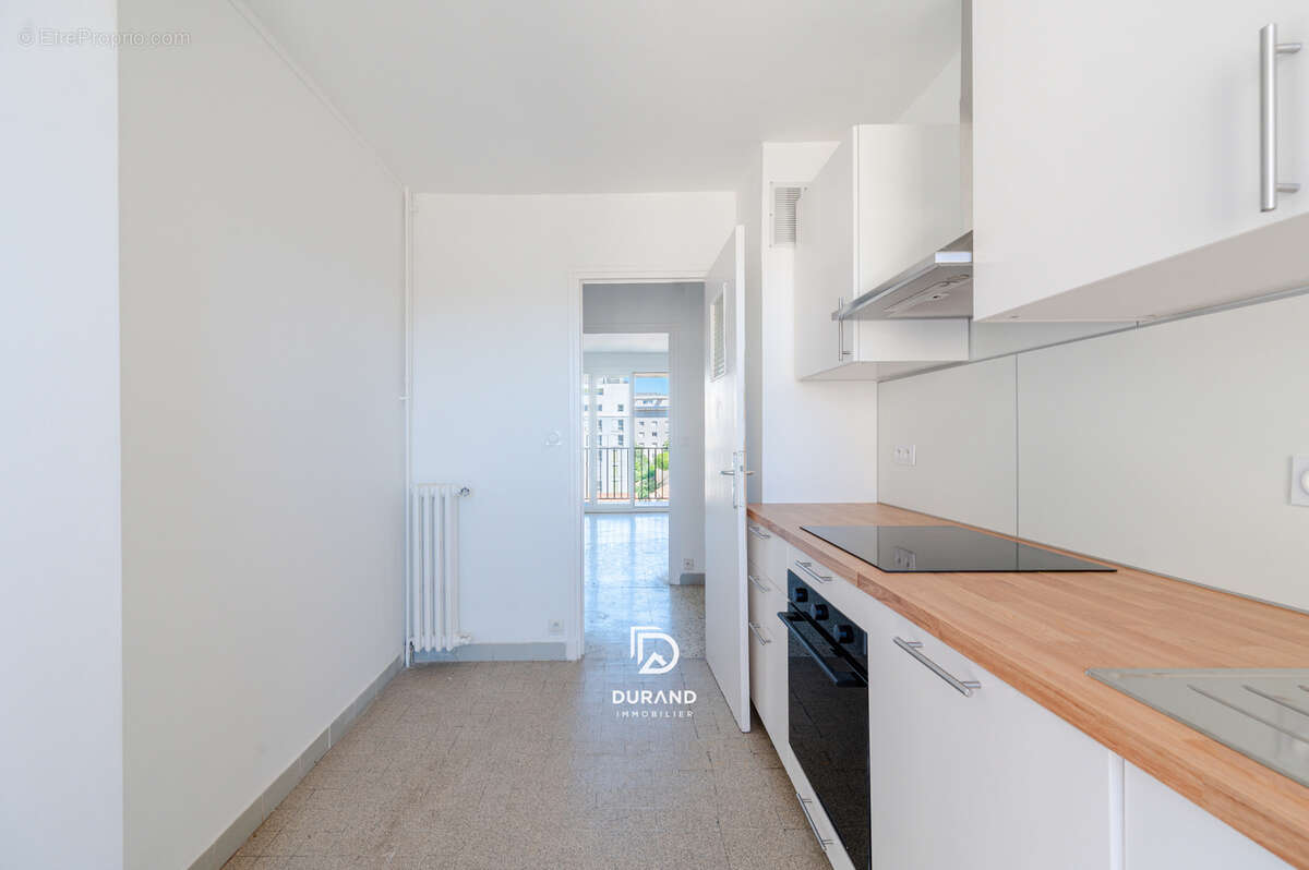 Appartement à MARSEILLE-10E