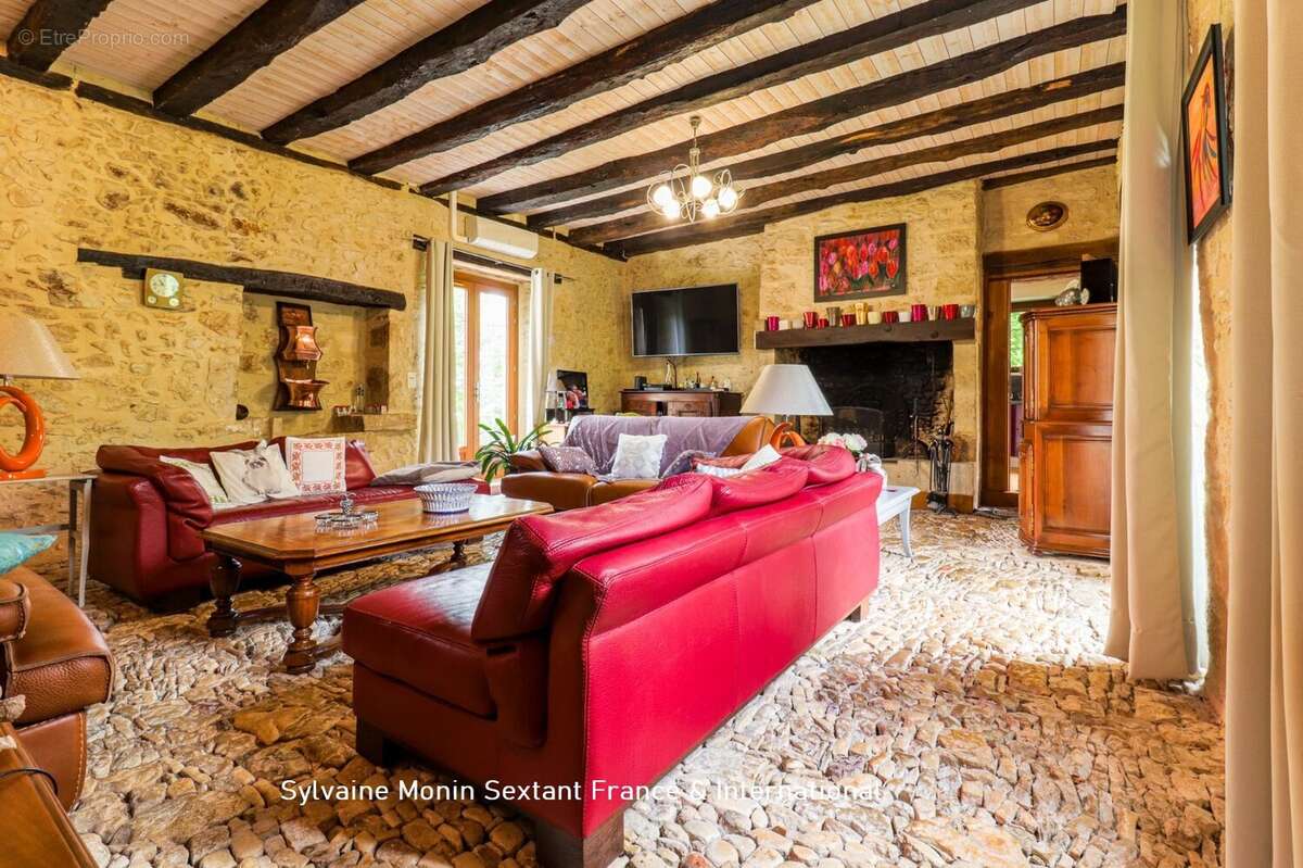 Superbe domaine de caractère du XVIIIe siècle sur 4 hectares avec piscine, maison d'amis et dépendances - photo 9