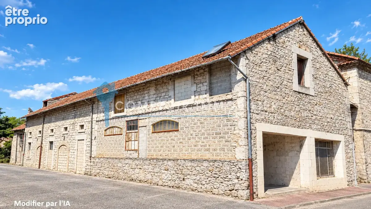 Maison à RUOMS