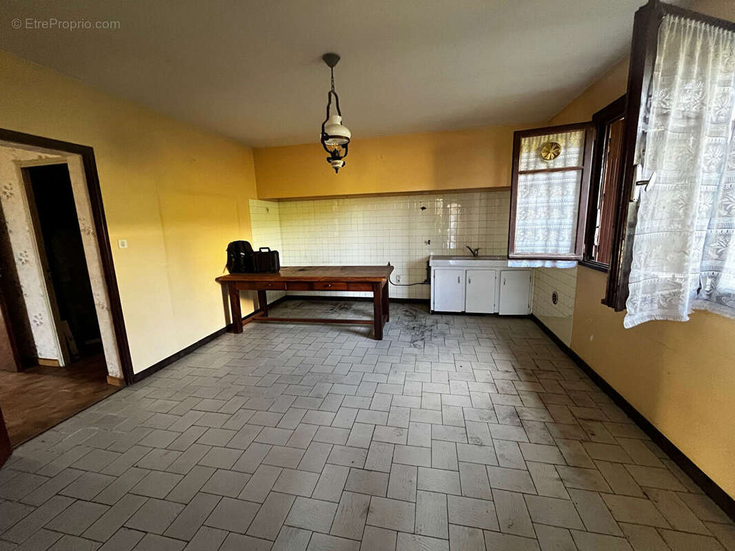 Toulousaine de 247 m² habitable environ avec grenier et jardin - photo 3
