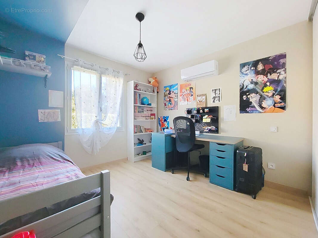 Maison à PAREMPUYRE