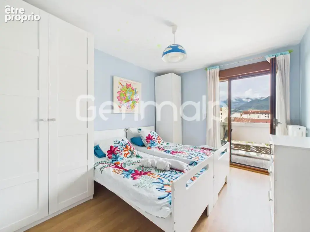 Vente - Appartement - 5 pièces + cuisine - 104,13 m² - 790 - photo 14