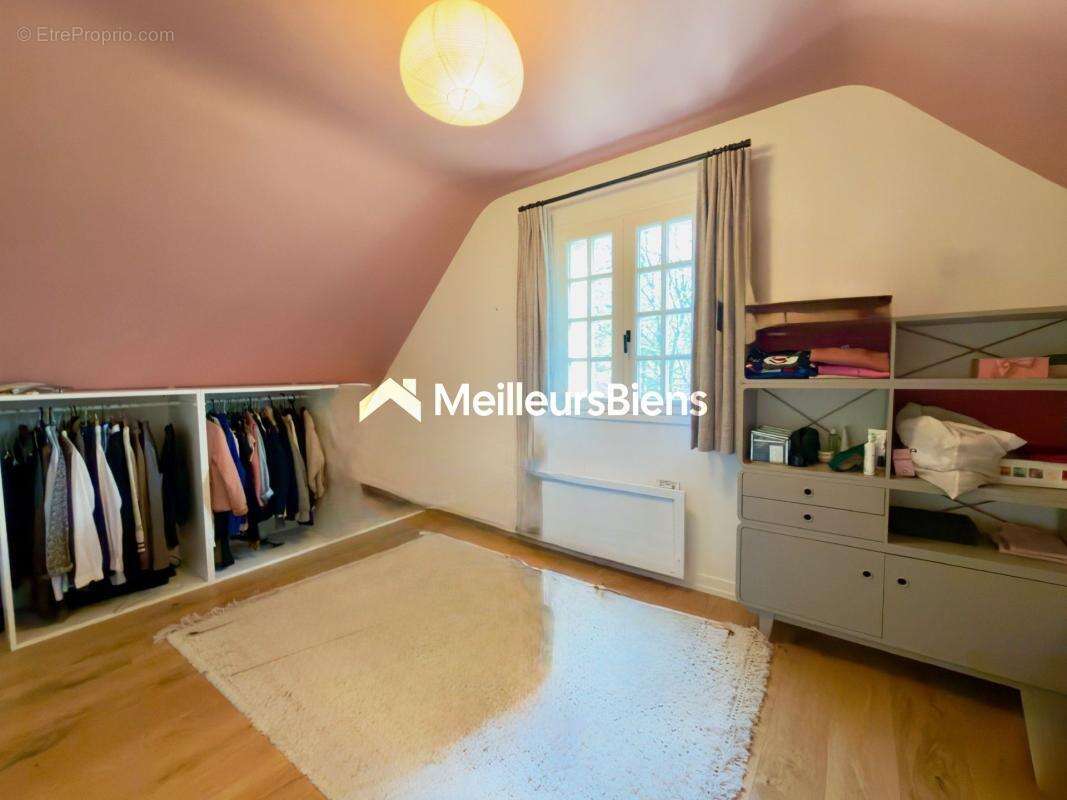 Maison à FEUCHEROLLES