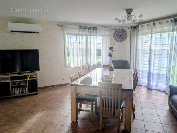 Maison à HORNOY-LE-BOURG