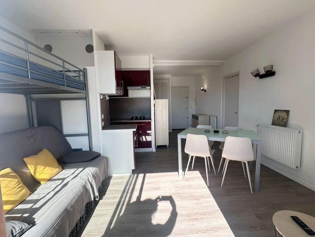 Appartement à CANDILLARGUES