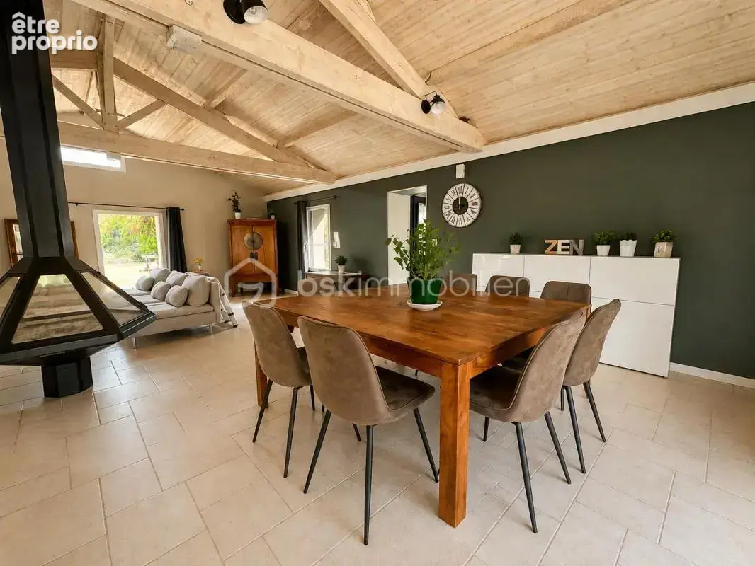 Maison familiale de caractère avec 6 chambres et piscine chauffée - photo 3