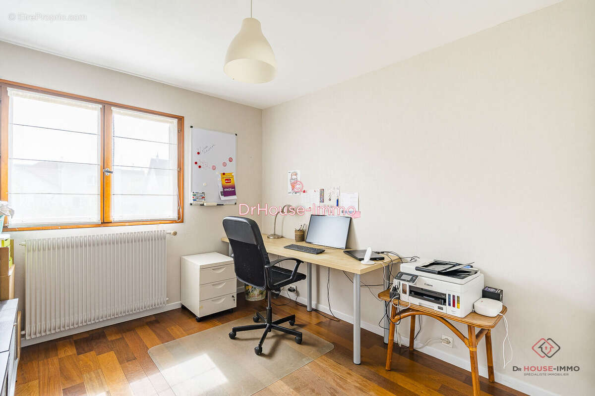 Maison 158 m² à Gagny  - photo 9