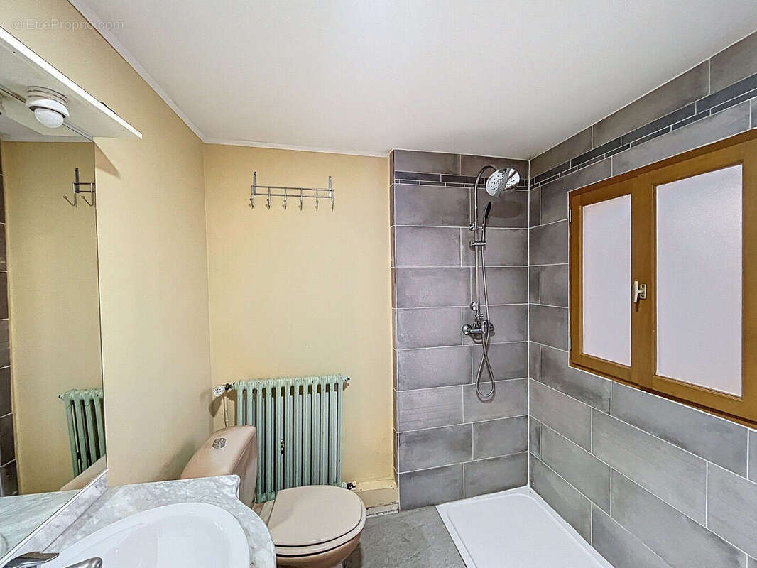 Maison à SAINTRY-SUR-SEINE