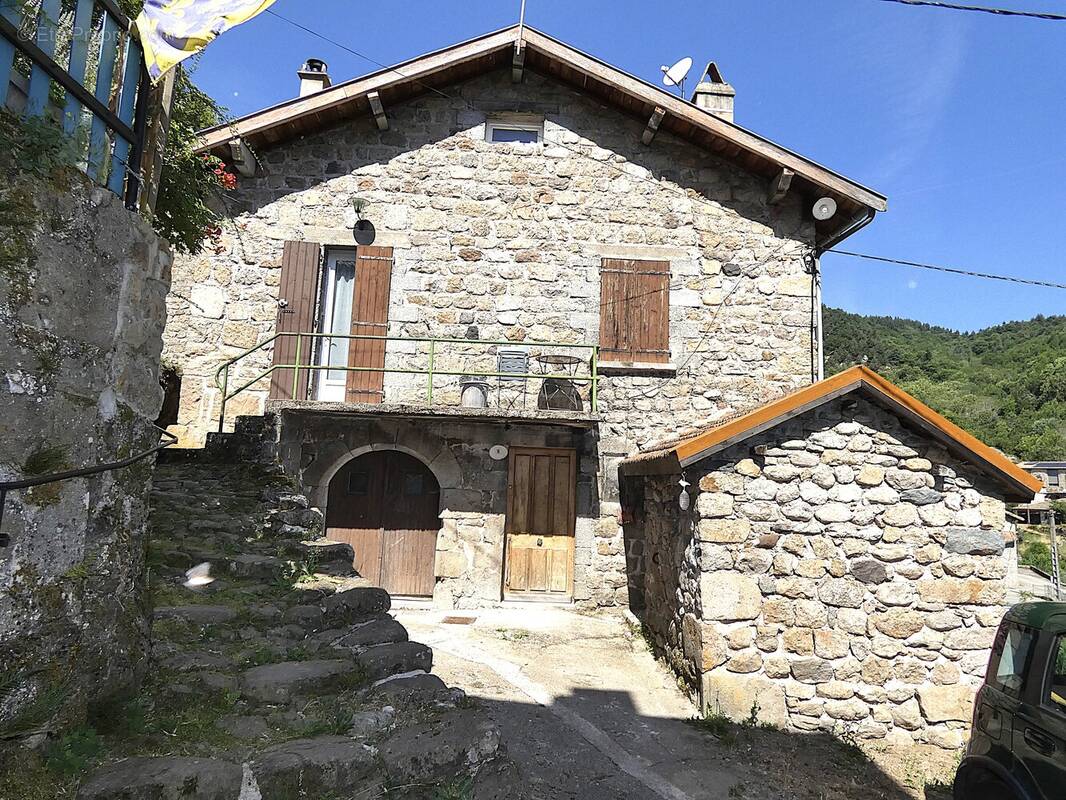 Maison à DORNAS