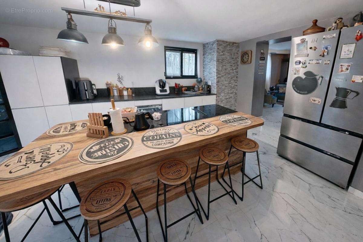 Maison à CLAYE-SOUILLY