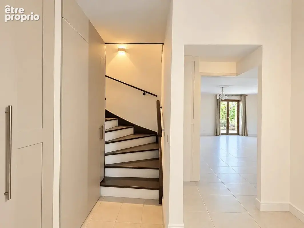 Exclusivité - Superbe duplex de 104 m² avec grande terrasse, garage et cave - photo 10