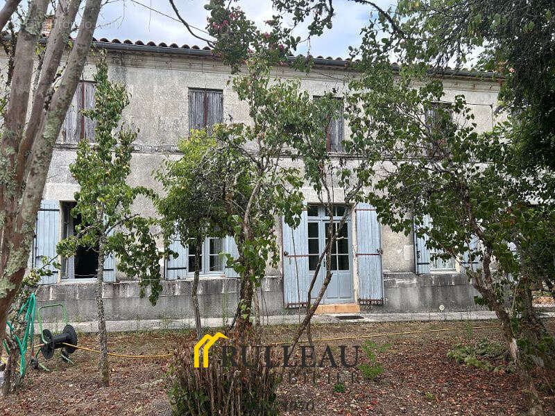 ANCIEN CORPS DE FERME: propriété de 1,7 hectares, maison en pierre avec 5 dépendances - photo 19