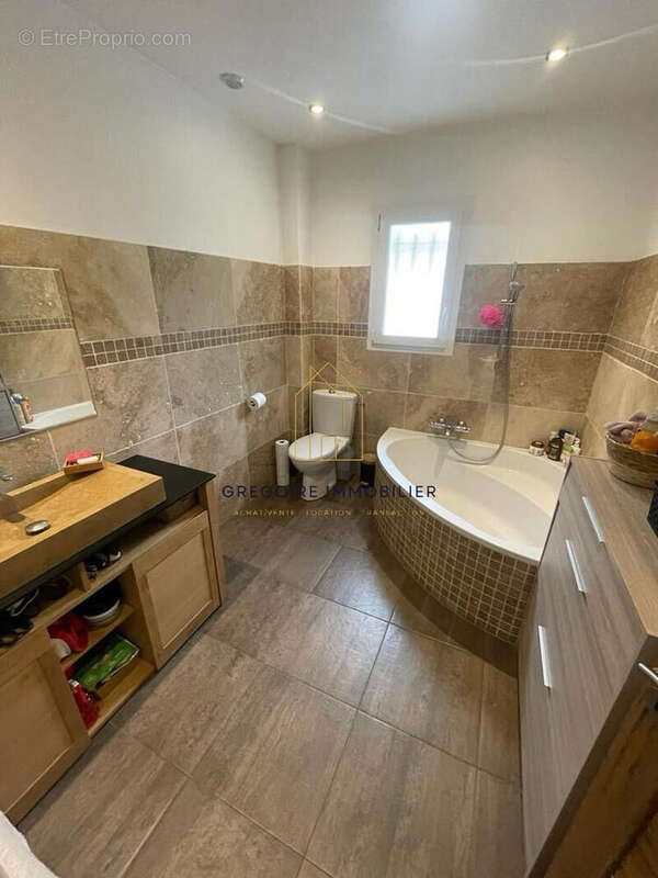 Maison à LA BASTIDONNE