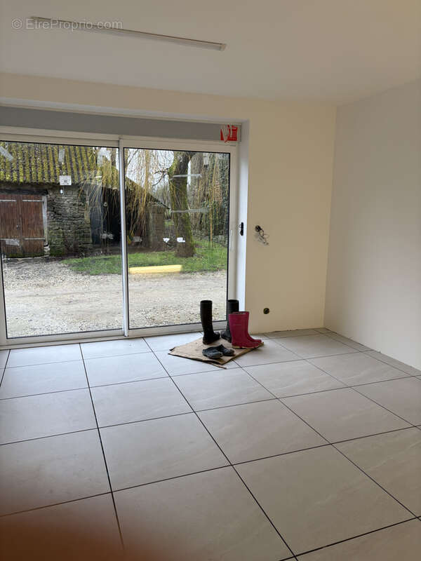 Maison à SAINT-AUBIN-FOSSE-LOUVAIN